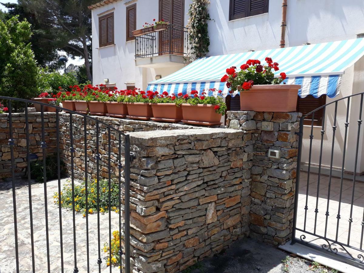 Villino Messina Apartman San Vito Lo Capo Kültér fotó